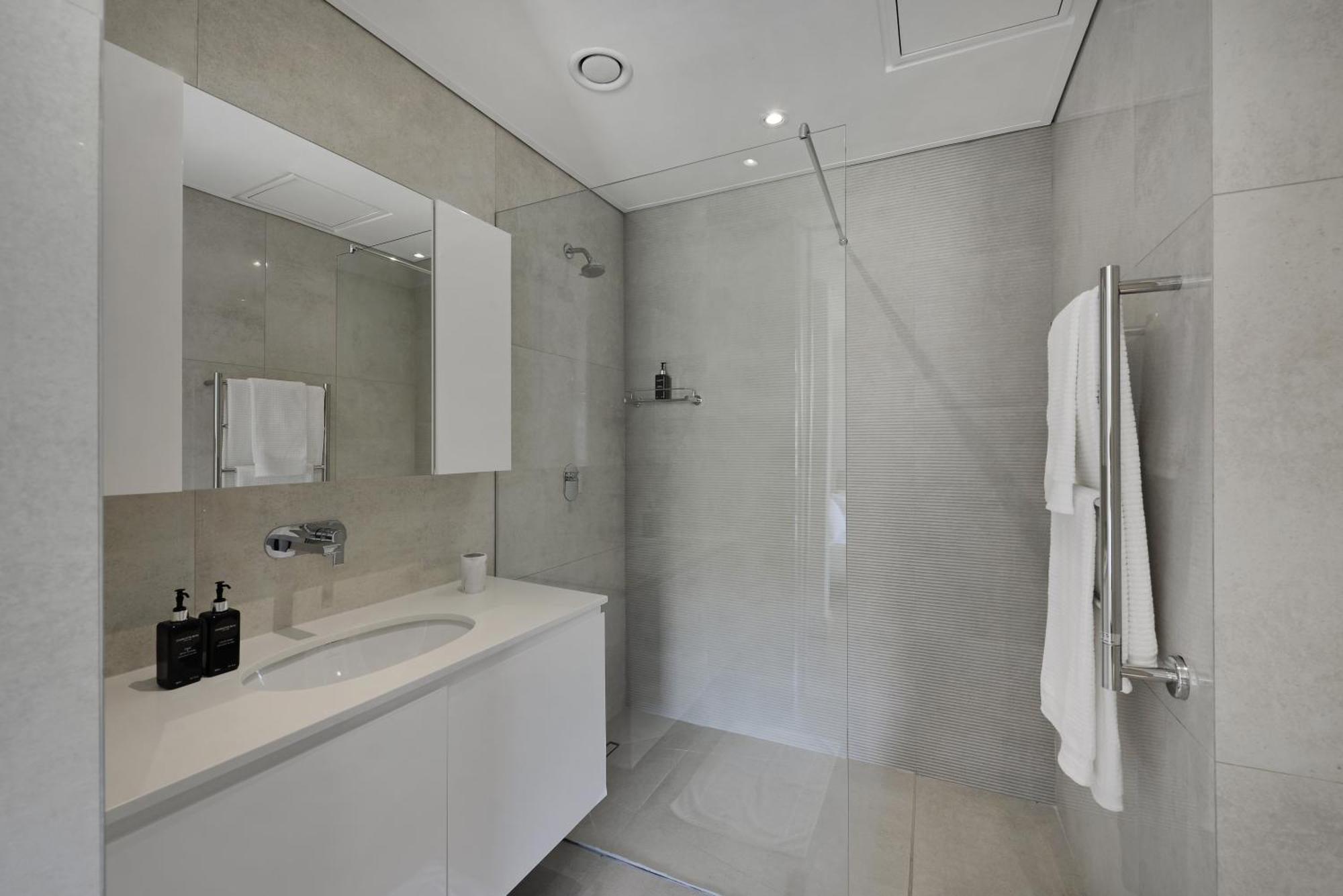 Marina 107 Apartment Cape Town Exterior photo